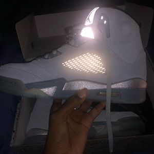 Jordan Retro Blue Bird 5s Size 6.5 in Womens